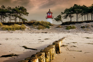 Leuchtturm Gellen auf Hiddensee im Nachmittagslicht Leuchtturm Gellen auf Hiddensee im Nachmittagslicht